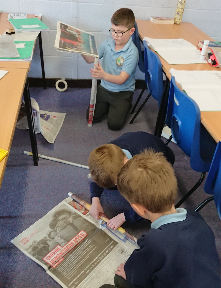 It's Great British Science Week. Foxes have been set a challenge to engineer the tallest tower using just newspaper and tape. 🦊🗼
