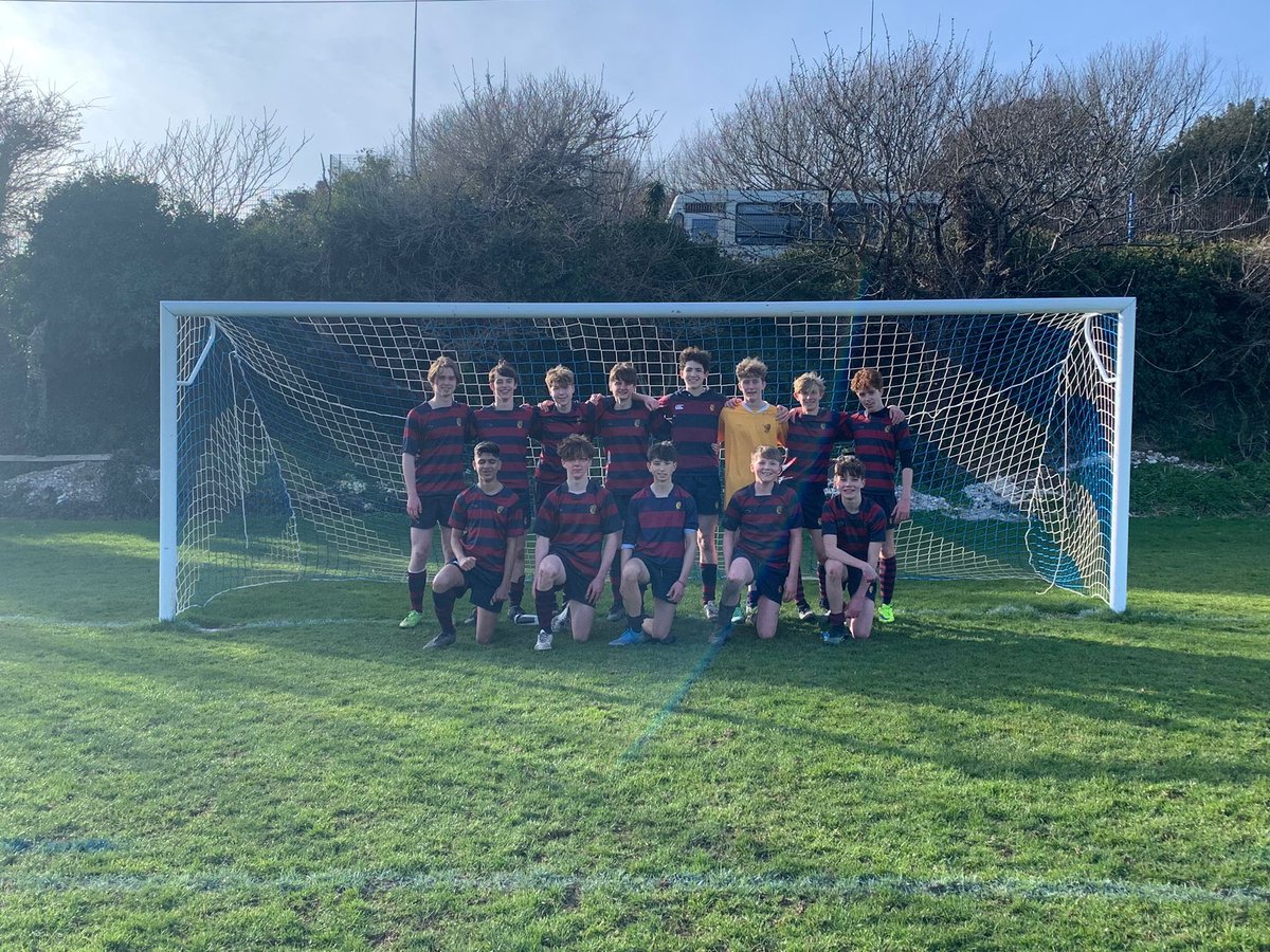 Brighton College FC (@bc_fball) on Twitter photo Sadly our league season has drawn to a close after another great block vs <a href="/KingsCanterbury/">The King's School</a> in the <a href="/SOCS_SKIL/">SOCS SKIL League</a>. Well done to everyone involved ⚽️👊🏻 However, there is still football to be played as the senior squads face <a href="/EBCollegeLife/">Eastbourne College</a> next Saturday to round off a superb season! Sadly our league season has drawn to a close after another great block vs <a href="/KingsCanterbury/">The King's School</a> in the <a href="/SOCS_SKIL/">SOCS SKIL League</a>. Well done to everyone involved ⚽️👊🏻 However, there is still football to be played as the senior squads face <a href="/EBCollegeLife/">Eastbourne College</a> next Saturday to round off a superb season!