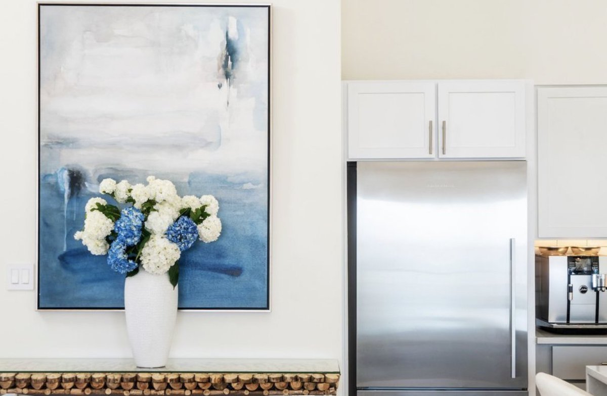 CoveAtTiburon's tweet photo. 💐🏡 https://t.co/kRmLEsr7er