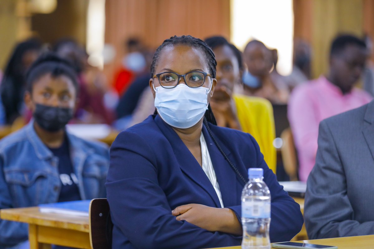 RwandaAgri's tweet photo. Happening now: The Minister of Agriculture and Animal Resources @g_mukeshimana joins @RICA_Rwanda students for Commonwealth Day celebrations. 
#CommonwealthDay2022 #AgriUpdatesRw #Rwanda https://t.co/xzEPVRDlo3
