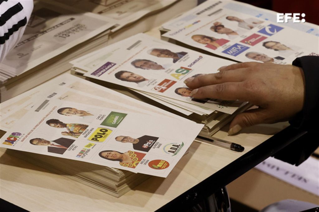 SoyNuevaPrensa's tweet photo. Comunicado de las FARC pidiendo el voto para Petro en Colombia es falso - https://t.co/K9KdhF1nf9

#SoyNuevaPrensa #Bogota #Ferico #Fico #Gustavopetro #Internacional #Medellin #Global https://t.co/BWOZ1L0mpl