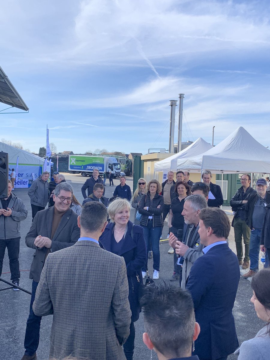 Bachty68's tweet photo. #Visite et #inauguration de l’unité de #Methanisation de Gommersdorf . Le matin visite technique  à destination des agriculteur et futurs porteurs de #projet ,l’après-midi #visite avec les élus . @JeanROTTNER @WendlingerL @RSCactu @NicolasJander #Sundgau #Alsace https://t.co/65eLsbDpWt