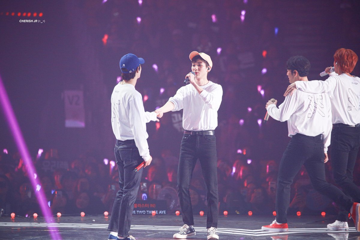 cherishJRs2's tweet photo. ➖

𝐇𝐀𝐏𝐏𝐘 𝐍𝐔`𝐄𝐒𝐓 𝐃𝐀𝐘

#하나둘셋_뉴이스트_사랑해
#NUEST_LOVE_FOREVER 
#뉴이스트_10주년_축하해 https://t.co/9xSQGb4qhR
