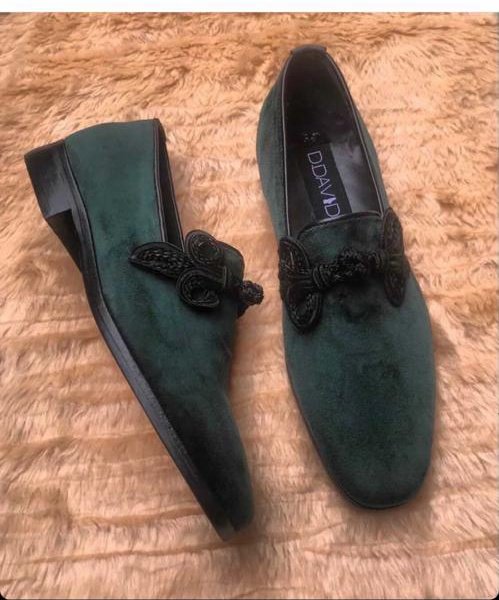 IG: @ddavidshoes tweet media