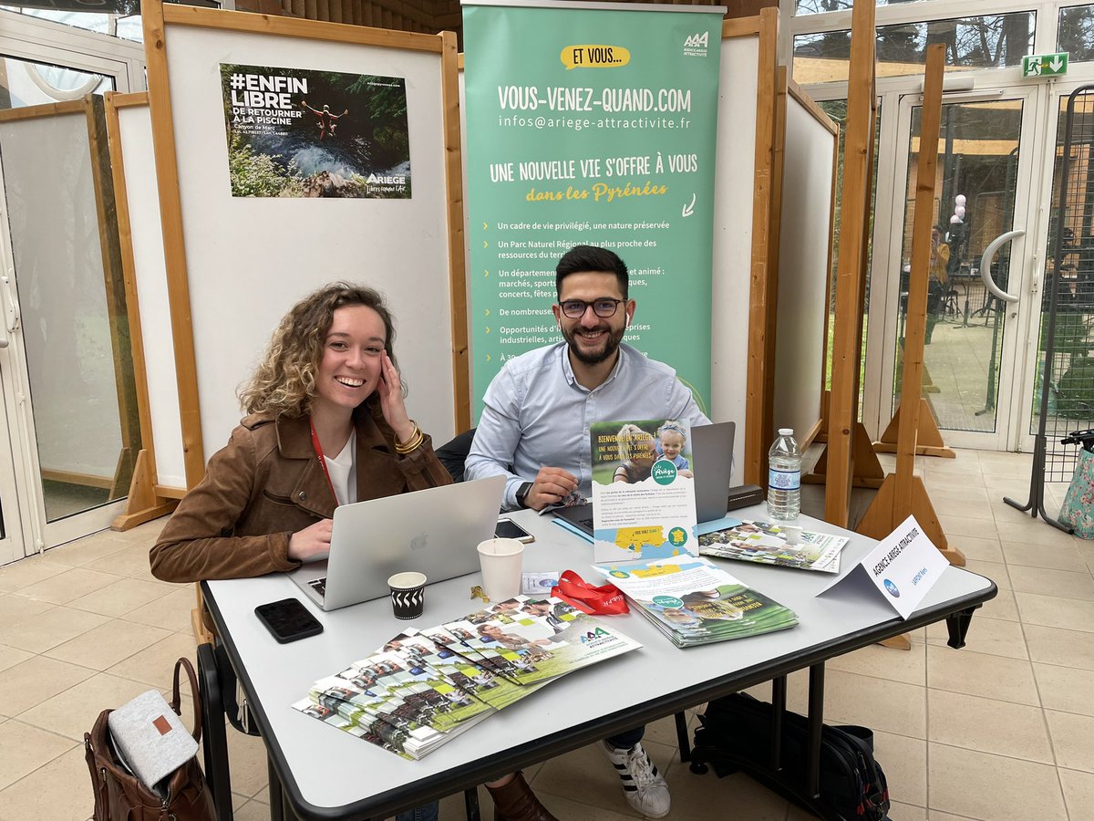 09_Attractivite's tweet photo. ▶️ #digitaltrip rencontre des professionnels du tourisme l’équipe sur place 🏞 @tourismeAriege https://t.co/CwSufiG0L0