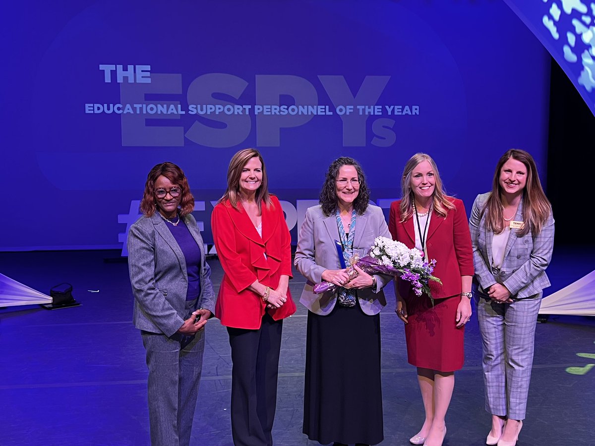 HenryCountyBOE's tweet photo. Friday we celebrated our Educational Support Personnel of the Year (ESPY) honorees at the Performing Arts Center in Fairview. At that ceremony, @FLE_HCS media center/IT paraprofessional Kelly Sotka was announced as the district ESPY winner. 

ESPYs were presented by @GAUnitedCU! https://t.co/JVvg2tNeZW