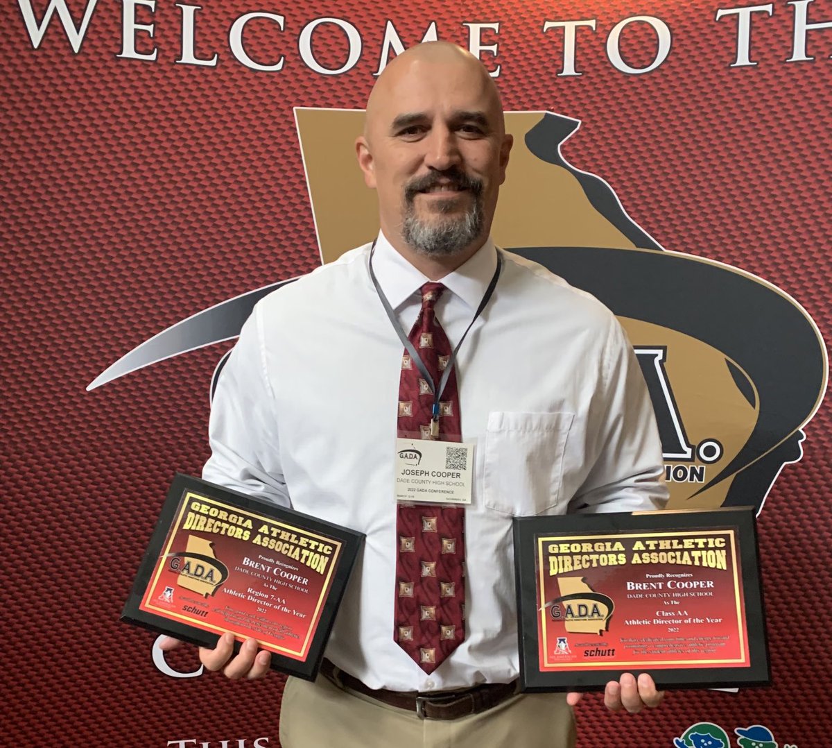dade_schools's tweet photo. Congratulations to ⁦@CoachCoop75⁩ for not only receiving the Region 7AA AD of The Year award, he also received the AD of The Year award for ALL of class AA ⁦@DadeWolverines⁩ ⁦@DadeCoHigh⁩ ⁦@Josh_B_Ingle⁩ https://t.co/Tnwod9zFcO