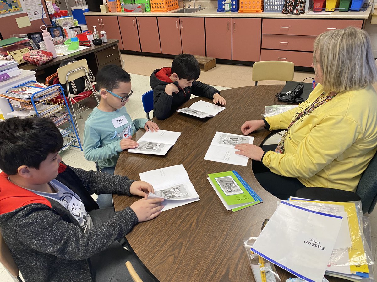 WBESbears's tweet image. We ARE readers! #SpringIntersession @ORSchools @FriendsofORS