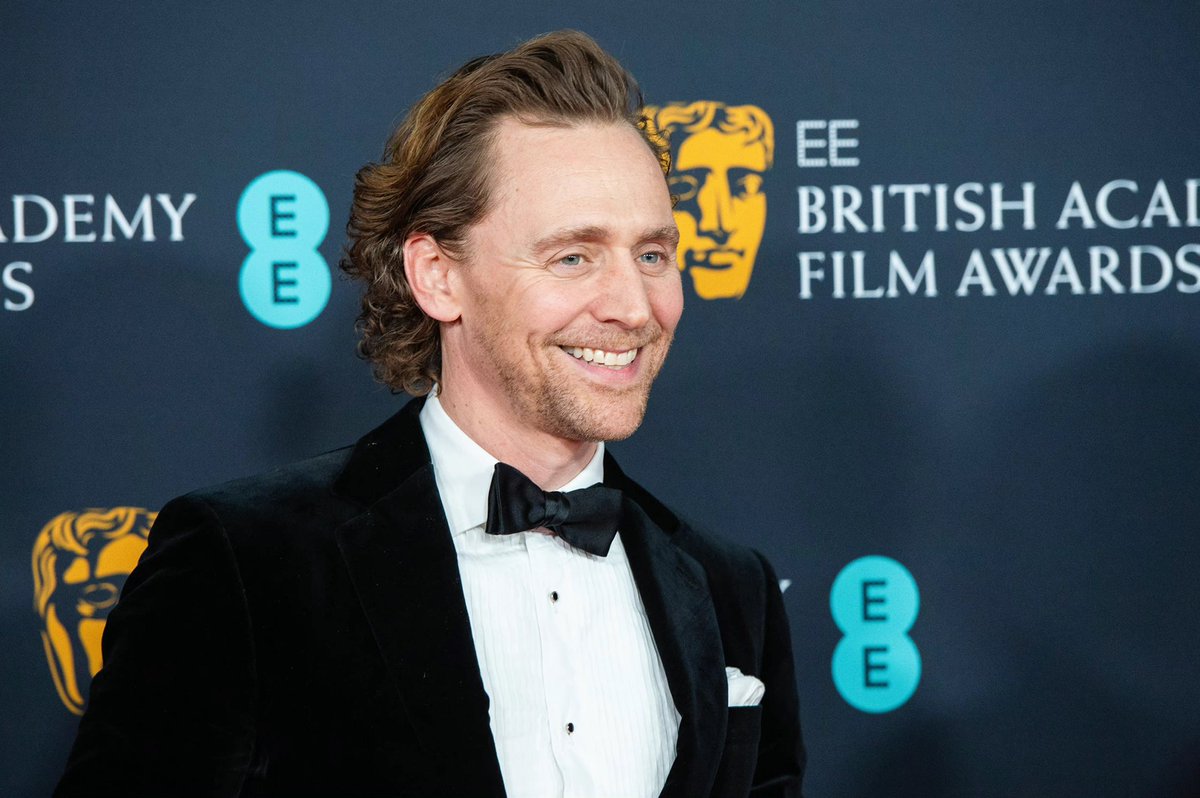 Tom Hiddleston | HiddlesPage (@hiddlespage_) on Twitter photo #TomHiddleston #TomHiddleston