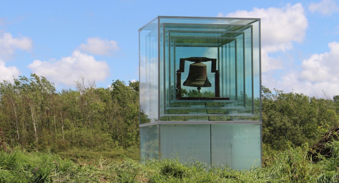Hear Here takes you on a mindblowing sound art trip: 14 art­works across 10 heri­ta­ge loca­ti­ons in Leuven. From buz­z­ing bees to dro­ning organ pipes and ultrasonic sounds... Get rea­dy for a free dis­co­ve­ry rou­te for all ages. 23/4 - 6/6. hearhere.be