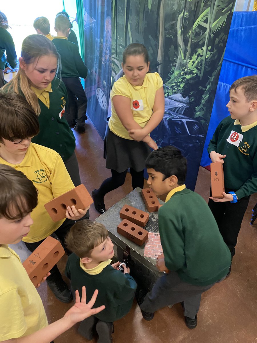 firsprimarysale's tweet photo. #Year5DT #Year5JB We are now experts at #ProblemSolving, #PatternSpotting &amp; #Reasoning all thanks to @SubjectRevolt #FirsMaths https://t.co/I8KyotSm8k
