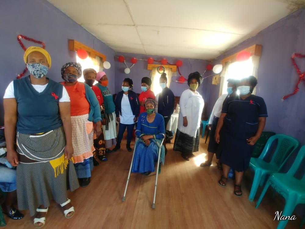 jesus08christ's tweet photo. #BBMzanzi help us we are in need of donations any donation will be appreciated Banking details
Account name: mpondomise cultural development NPC
Bank:Fnb
Acc no:62939940210 cell 0724588556 email mpondomiseculturaldevelopment@gmail.com https://t.co/d0GnVHHloD