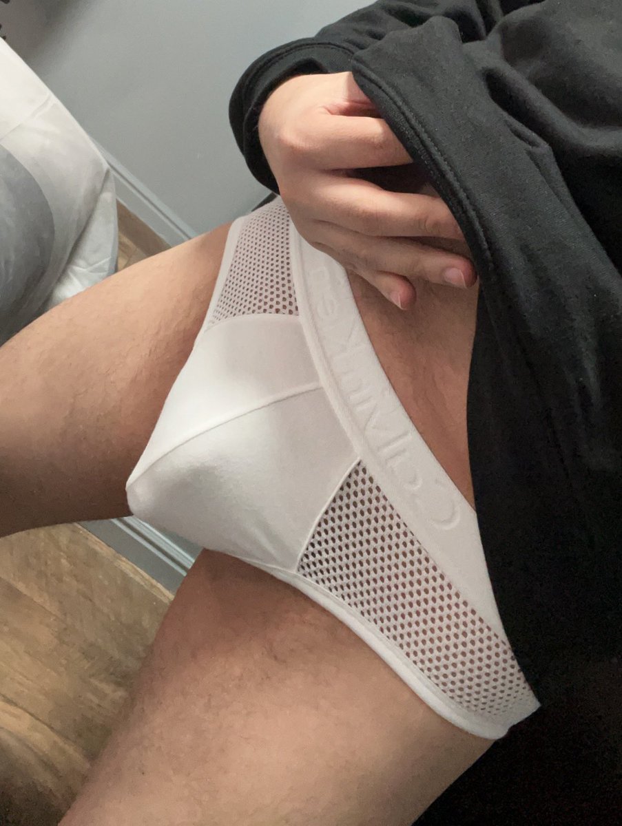 raverb27's tweet photo. ⚪️ #Undies #Ckbriefs #gaybriefs #gayslc #meshbriefs #gaybulge https://t.co/JqGdhccd8w