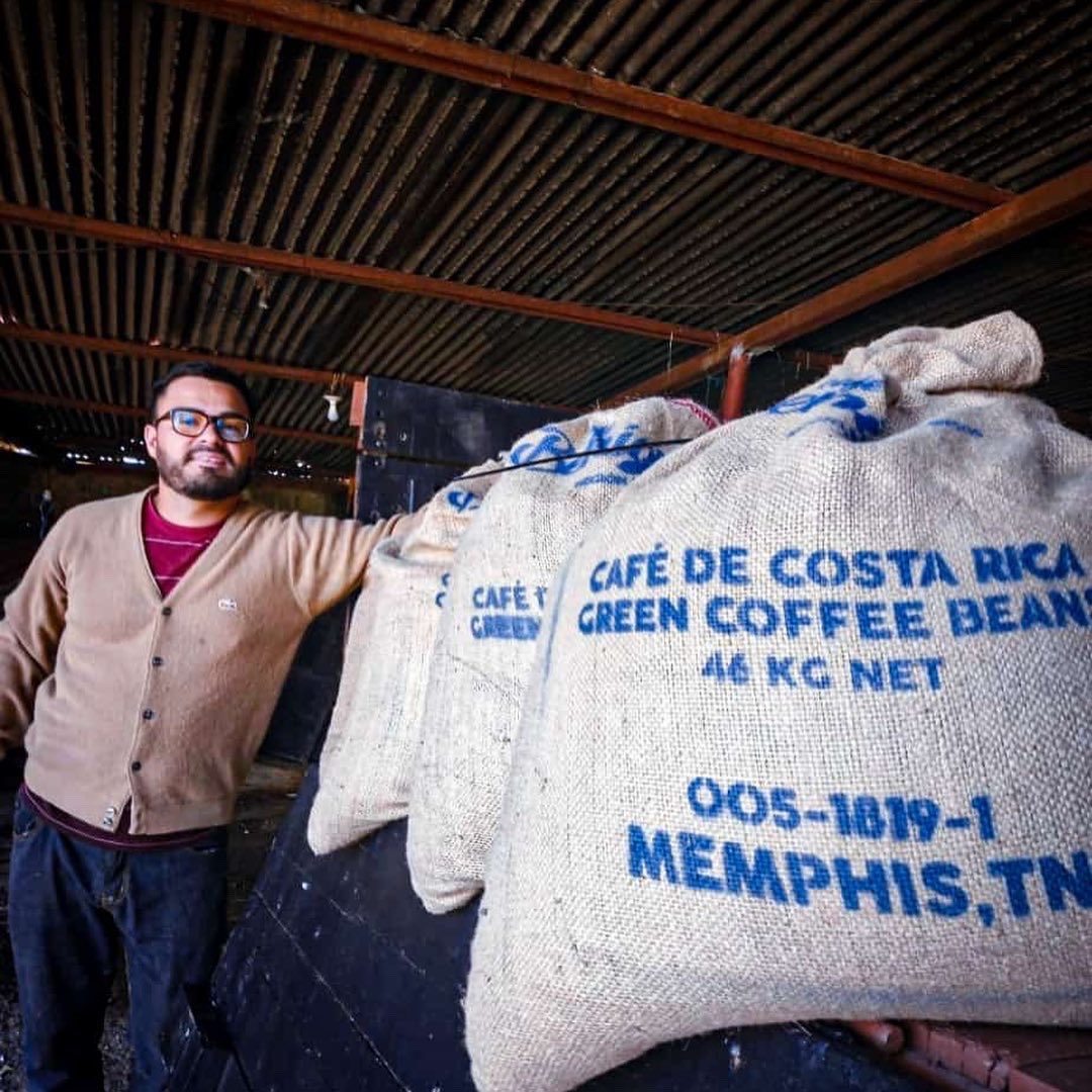 DocNurseCoffee's tweet photo. This is Jorge from Costa Rica, a Honey Coffees passionate.  He has a small coffee farm in Frailes, Tarrazu, and loves to share time with his dog Scrapy. #coffee #CoffeeLover #honeycoffee #puravida https://t.co/V6GnKtuJsT
