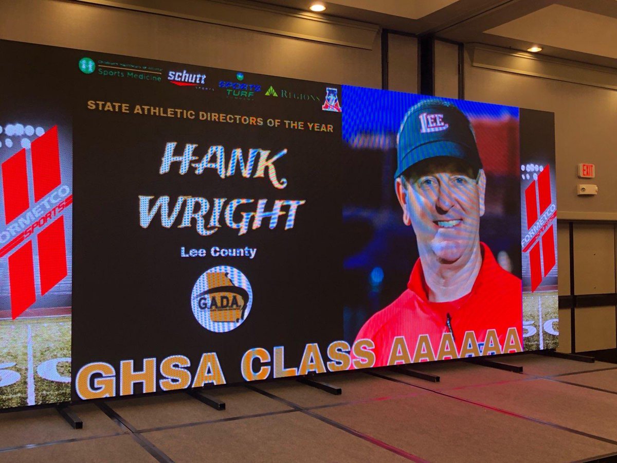 LEE ATHLETICS tweet media