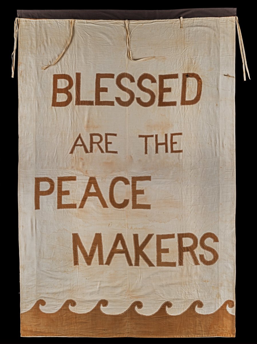 LSELibrary's tweet image. Alice Clark was a student of LSE, a suffragist and a pacifist. We have three peace banners of the Clark family in our collection.

Find out more: blogs.lse.ac.uk/lsehistory/201… #WomensHistoryMonth