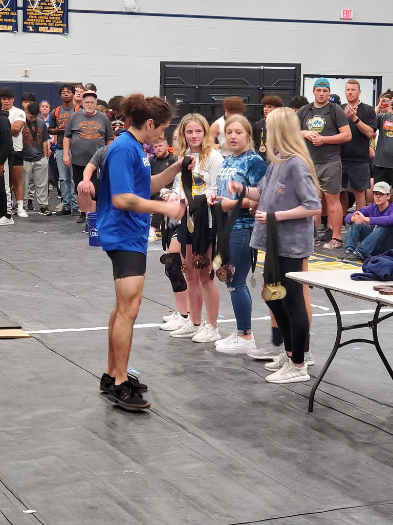 chilton_isd's tweet photo. Congratulations to Chilton ISD Senior, Max Herrera, for capturing a 1st Place finish at the Regional Powerlifting meet.  Max Herrera will compete on Wednesday, March 16, 2022 for a state championship in Abilene, TX.

#Refuse2Sink https://t.co/WPbfsgUKD6