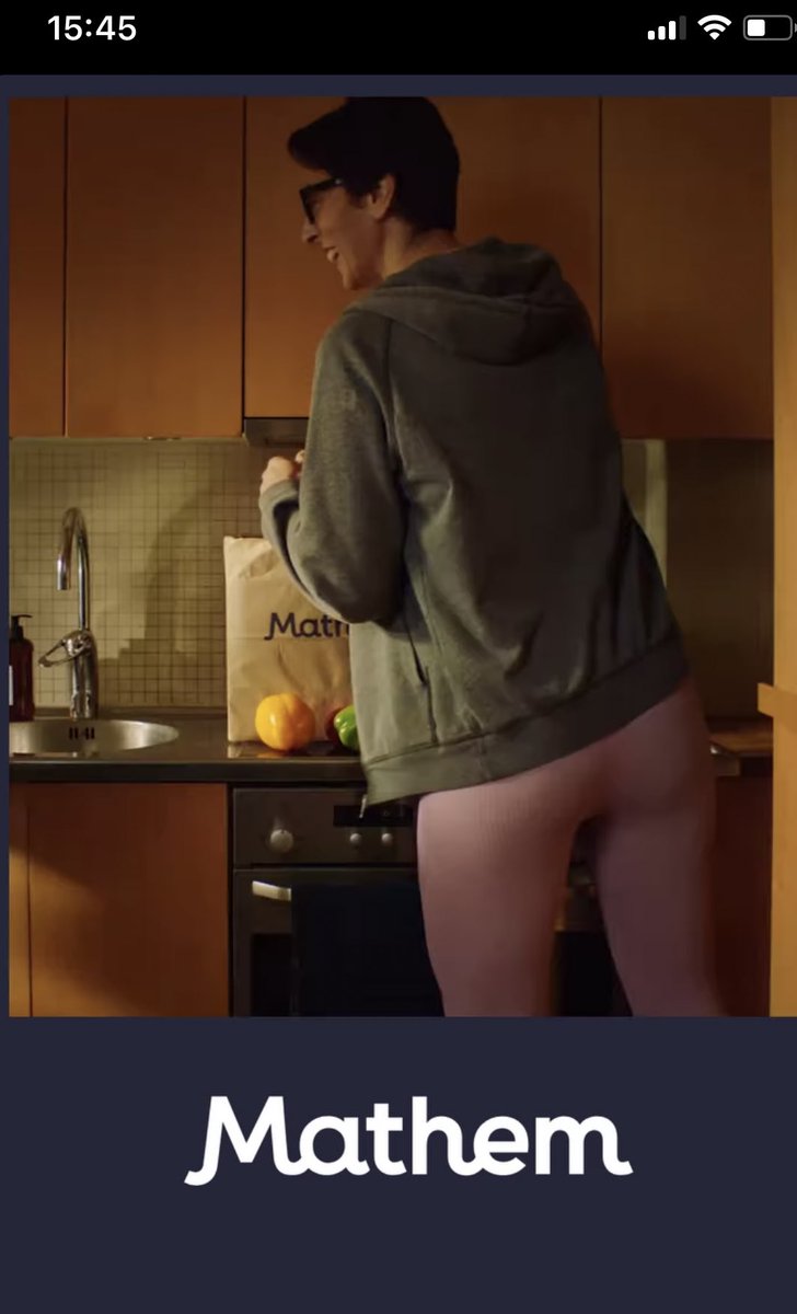 förförisk men iskall tweet media