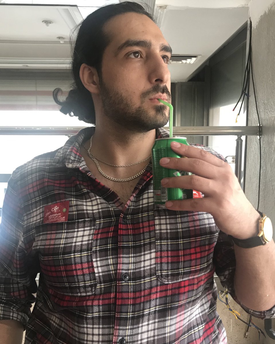 regen1_phalange's tweet photo. وقتی ۵-۶ ساله دوستین دیت ها این شکلی میشه،جیباشو😂 https://t.co/99o84sM358