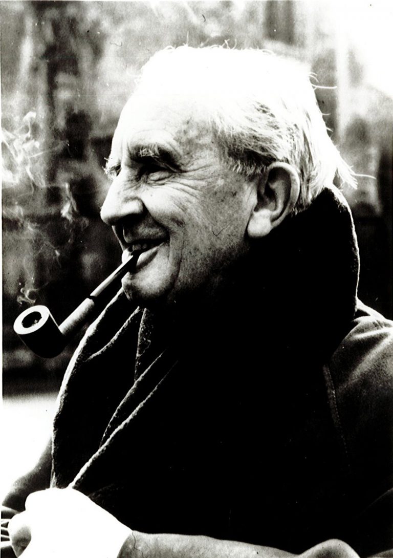 ChivalryGuild's tweet photo. Want to know what effect your kind word can have on another person? 

Consider the example of CS Lewis and his friend JRR Tolkien.

//thread// https://t.co/prve4toDrH