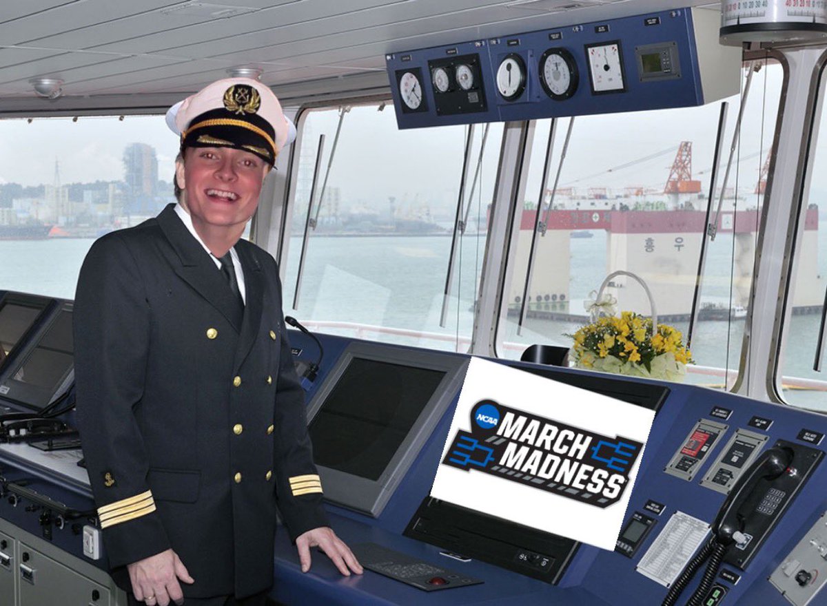 Kody0fficial's tweet photo. FOLKKSS, the waters are right and it’s time to set sail for Dayton, Ohio! Stay tuned for March Madness coverage, daily shenanigans and much more on #CaptainsVlog! New episode airing every night, all week long 🕺🏼@trainwrecksprts https://t.co/7hSZEpIEAh