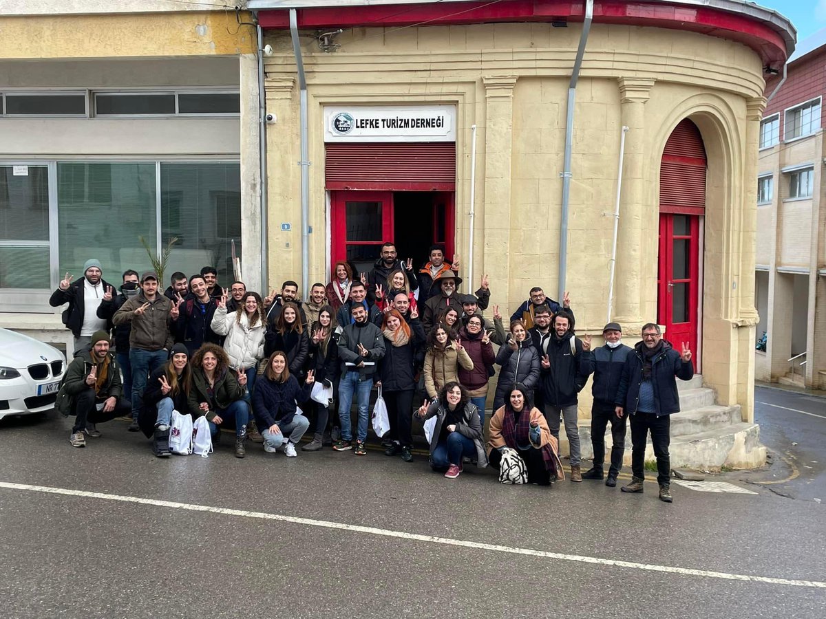 We were really happy to join a youth peace excursion in Lefka yesterday, w/ @CyprusYouthCoun, Mağusa Gençlik Birliği & Lefkoşa Gençlik Derneği, hosted by Lefke Tourism Association & supported by @UN_CYPRUS. ✌️Young people at the forefront of the struggle for peace! #Cyprus