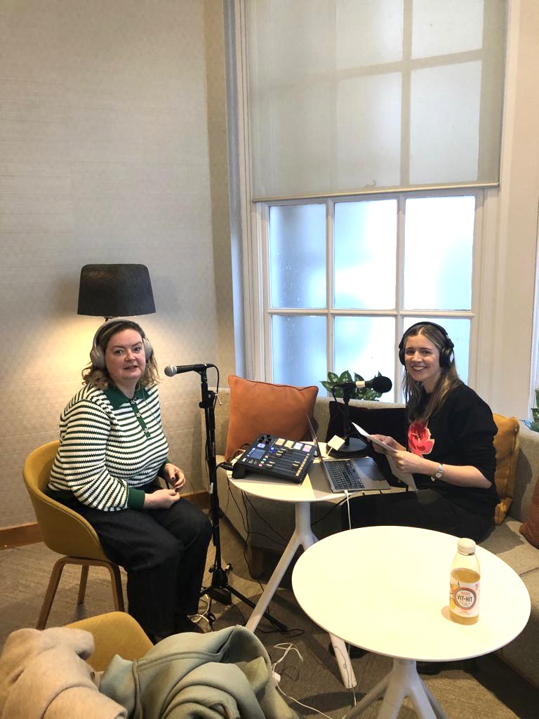 GlandoreNetwork's tweet image. We are thrilled to be sponsors of the #HowIDidIt podcast with the @businesspostmagazine and @nadineoregan at HQ today! Great having @mairinmurray Co-Founder Tech For Good along with @ainekerr, Co Founder and COO of @wearekinzen and @SarahCGeraghty from The Communications Clinic.