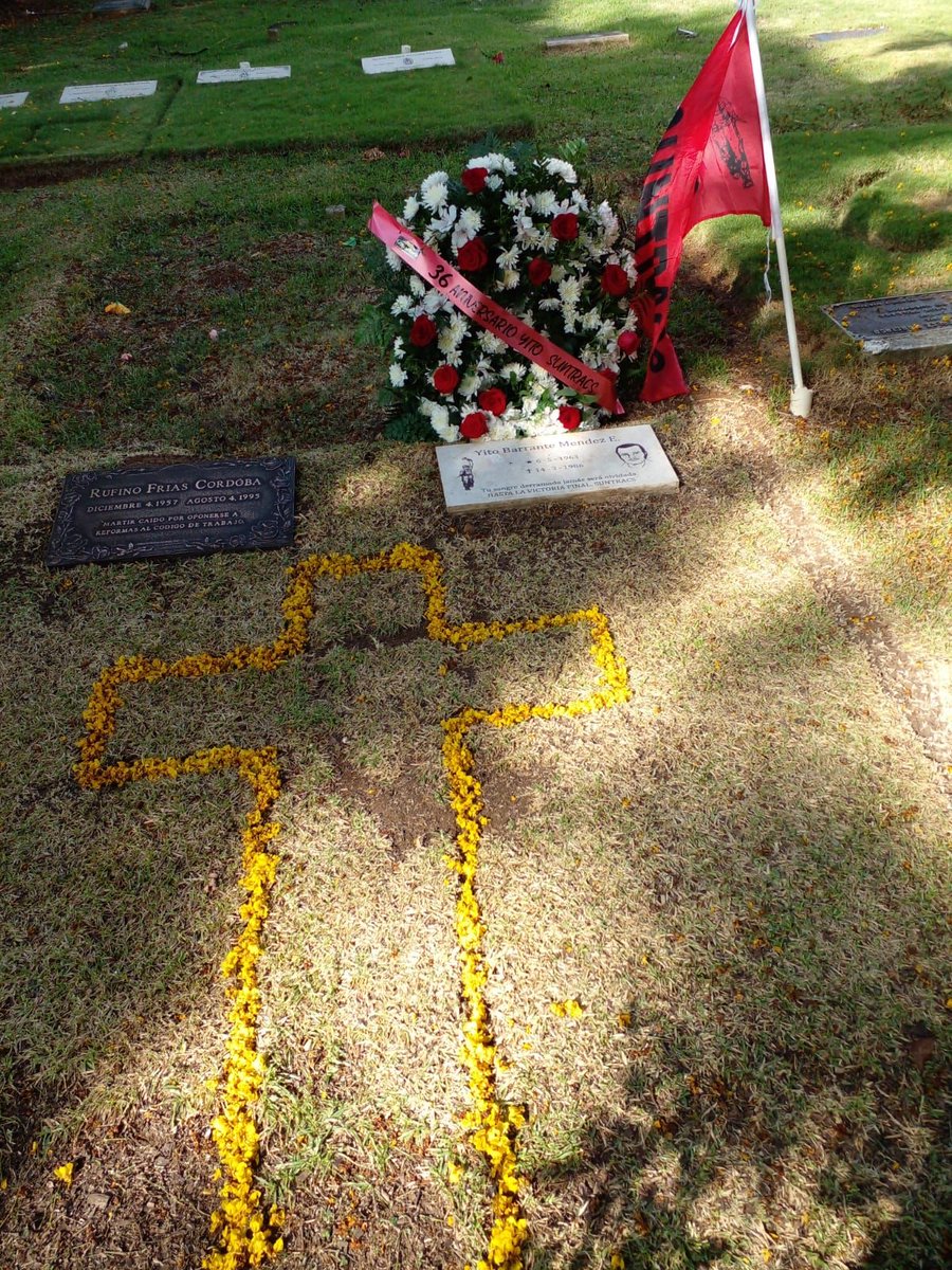 SoyDoralisF88's tweet photo. HONOR Y GLORIA PARA NUESTROS MÁRTIRES YITO BARRANTE R. PRESENTE HOY MAÑANA Y POR SIEMPRE 36 ANIVERSARIO DE TU ASESINATO TU BANDERA SIGUE EN LO MAS ALTO AUN. https://t.co/xIP7wuegcp