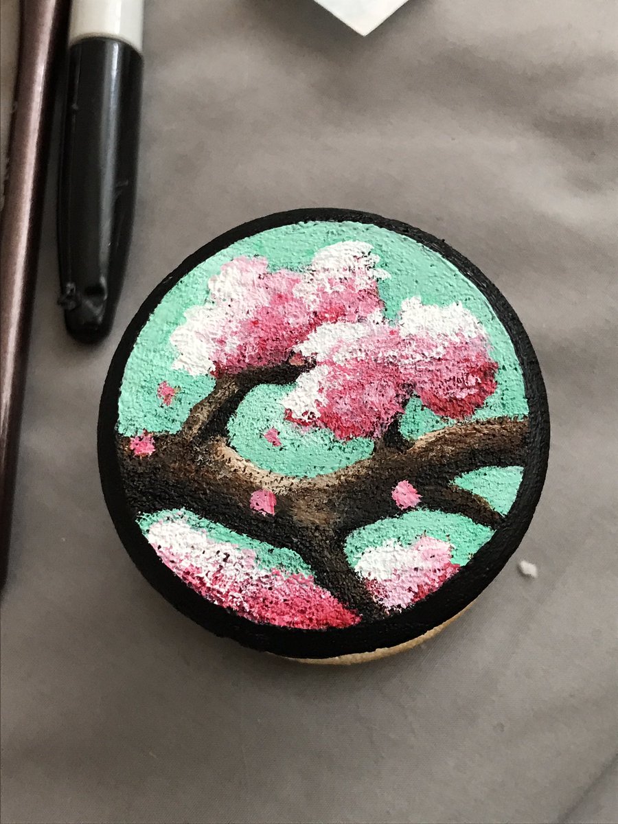 searathewolf's tweet photo. You ever just paint a fursuit gauge? https://t.co/bXVg2ma4Vn