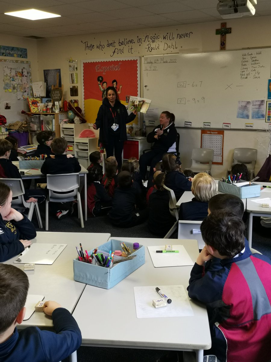stmarys_prep's tweet photo. To mark #BritishScienceWeek2022 Year 2 watched the @NFUEducation lesson all about the life cycle of a chicken. They  checked on our school incubator and then designed their own incubator, hi lighting its unique features. #chickens  #allaboutscience https://t.co/o6krMmpXP2