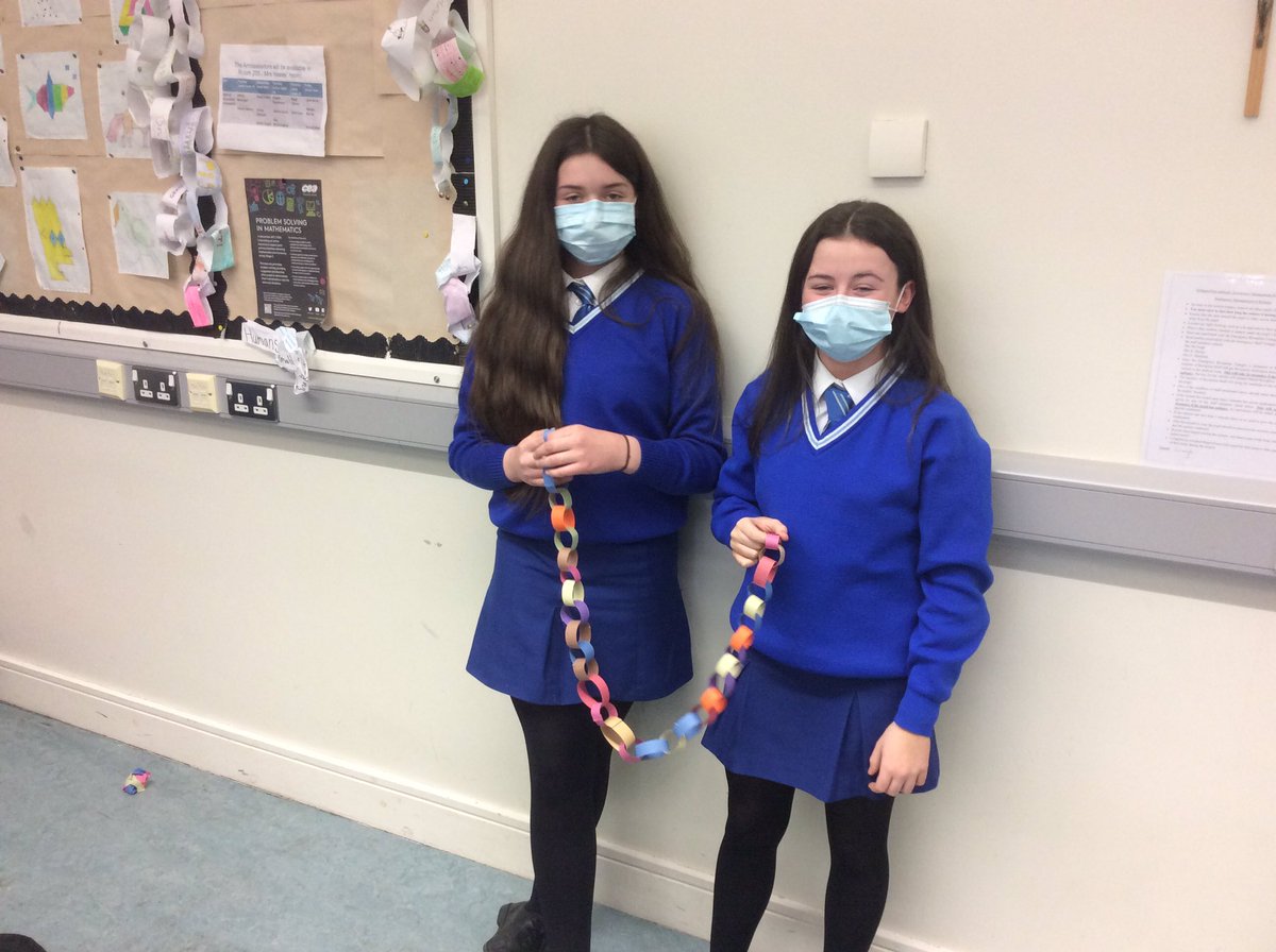 AGSMaths's tweet photo. In celebration of Pi day, 9A had great fun creating paper chains. Each colour represented a number from 0-9 and each loop represented a digit of pi. The length of a paper chain can be endless, just like the digits of pi! @assumptionlive https://t.co/atxJ9R7iyv