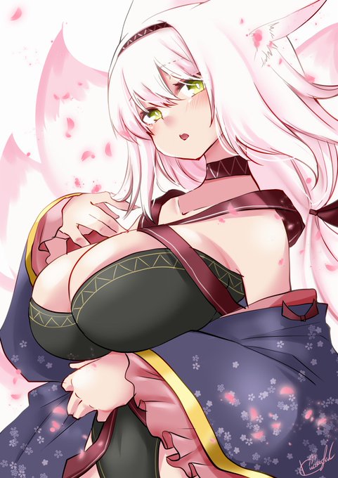 神使(狛)が不在の分祀にいる桃色狐。分祀の中で上位に位置する狐。広範囲索敵能力所有。攻守バランス型。 #狐の話 