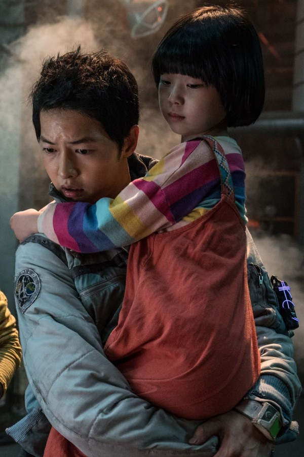 #SongJoongKi took on the role of the genius pilot Tae Ho. This 2022, he is set to star in an upcoming film, '#BogotáCityOfTheLost,'. He will also return to the small screen with 2 K-dramas - '#TheYoungestSonOfaConglomerate' and '#ArthdalChroniclesSeason2.'