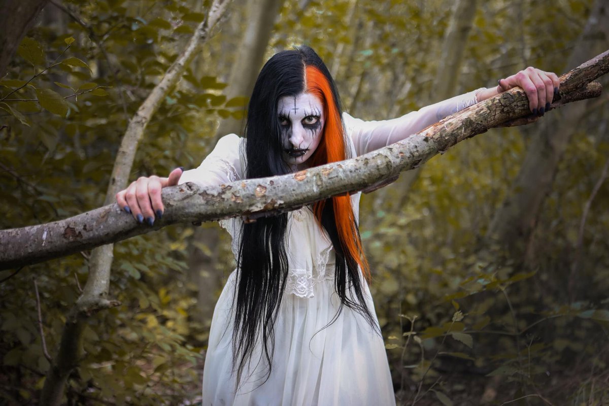 LivHorrorClub's tweet photo. Who’s joining us at The Shipping Forecast to see Pretty Addicted on the 16th April? Make sure to grab your tickets before they’re gone, gone, gone!! Expect more circus carnival fun on the night with KITTY VON CRYPT and other entertainment announced soon.
https://t.co/09kcl1zzrv… https://t.co/sX4a6UfWUR
