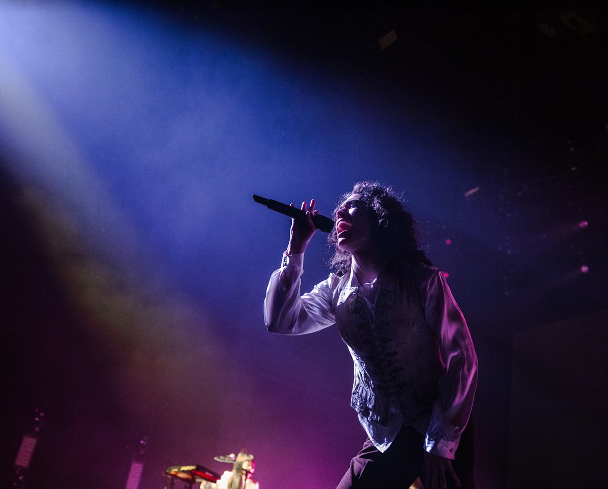 NEW GALLERY
ft. singer songwriter Conan Gray (<a href="/conangray/">conan gray</a>) from his show in Washington, D.C. ⭐️
Check out the shots that Aidan (<a href="/AGoodingPhoto/">Aidan Gooding</a>) got:
bit.ly/36dmmdc