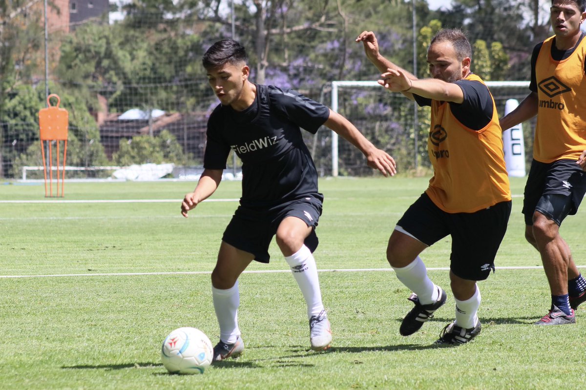 ¡Inicia semana de entrenamiento! #SeleMayor realizó su primer sesión de entrenamiento del día en el CAR 💪🏽⚽️🇬🇹 #VamosGuate