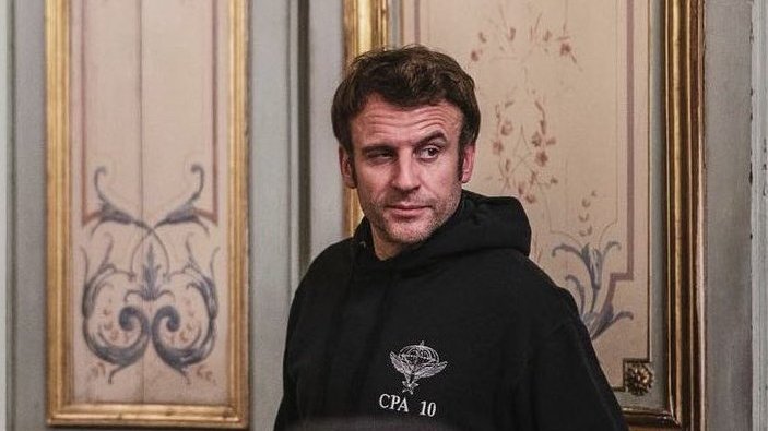 FrenchMatch's tweet photo. Is @EmmanuelMacron thinking of @ZelenskyyUa? https://t.co/pnI02ym4v2