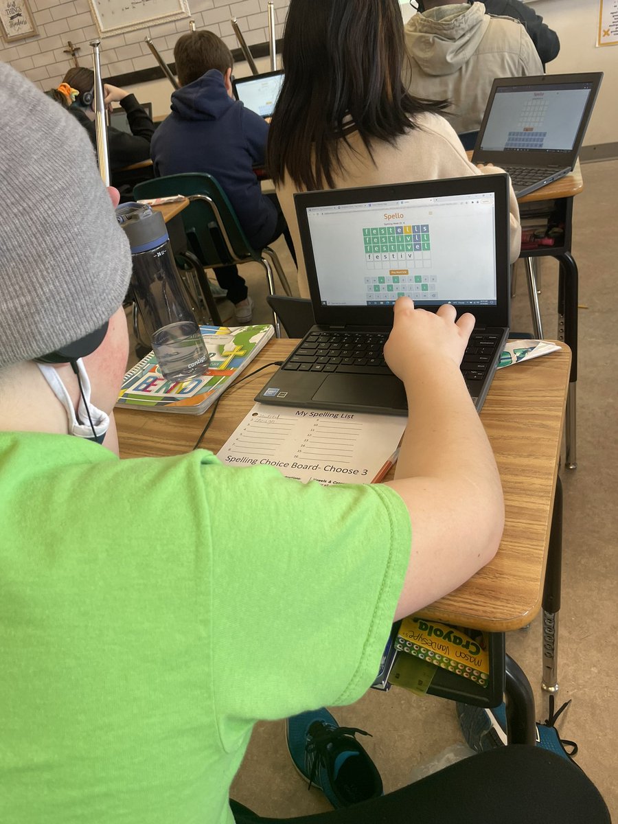 MrsManastyrski's tweet photo. We had so much fun using Spello to figure out our spelling words for the week. Definitely recommend checking this out! #RCSDconnect @joarcsd https://t.co/WXzGmf5rcz