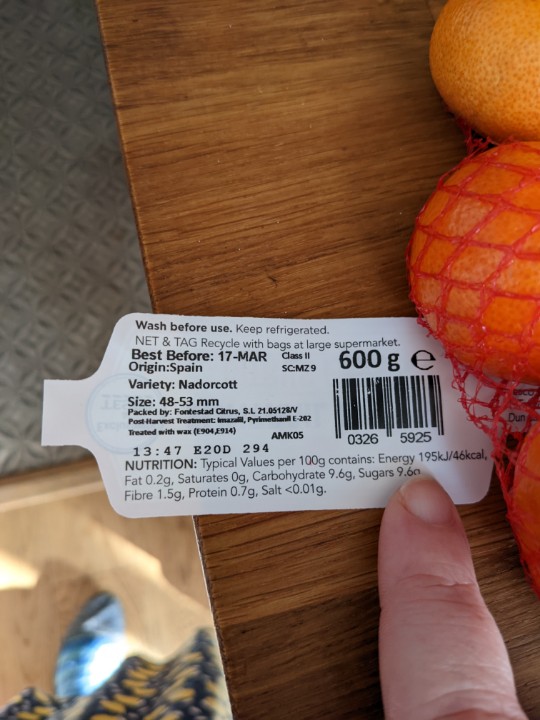 abstractLucas's tweet photo. @Tesco Issues with my grocery delivery today - this mouldy satsuma, a split bottle of hand wash and a missing pack of frozen tuna - can you resolve this? (I can't phone due to hearing impairment) https://t.co/n5G96CNw0i