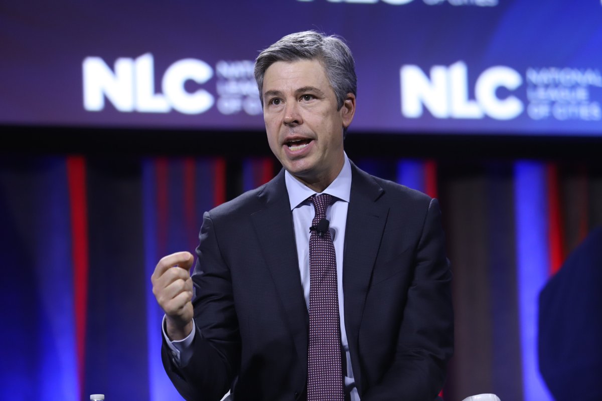 leagueofcities's tweet photo. Former Mayor @AndyBerke, Special Representative for Broadband, shared about how equitable, affordable access to broadband is essential to bringing communities forward. #CCCNLC https://t.co/HiFCQK5p6u
