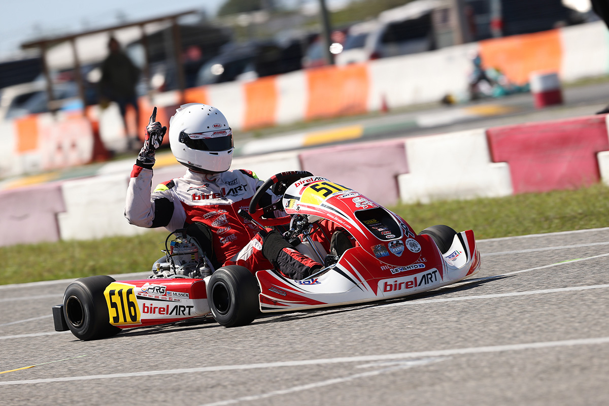 eKartingNews's tweet photo. . Leading Edge Motorsports driver @FormalDanny claims third straight victory to be among the 12 drivers earning @ROKCupUSA Florida Winter Tour championship as program wraps up at Orlando Kart Center.

https://t.co/iSoUIHUZJK

#FWT2022 #ROKCupUSA #LetsROK #Orlando #karting https://t.co/KPDoEqYAGR