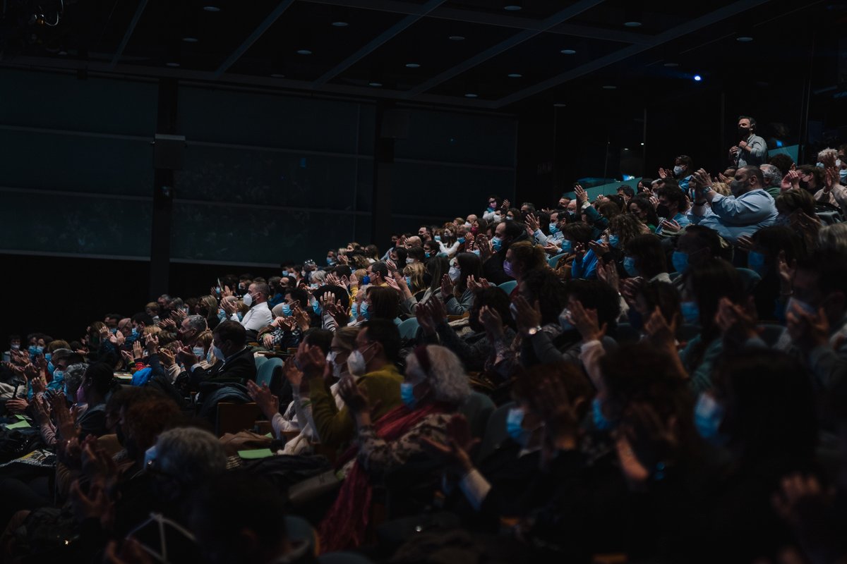 BakeryGroup's tweet image. La semana pasada estrenamos el documental Nunca Dejes de Moverte.
Queremos agradecer a todos los que han hecho posible el documental y en especial a @proyectoalpha.
Muchas gracias a los asistentes y recuerda: ¡Nunca Dejes de Moverte!

#ProyectoAlpha #BakeryFilms #BakeryGroup