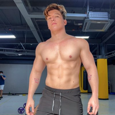 #NuevaFotoDePerfil https://t.co/JpgNCc90PT