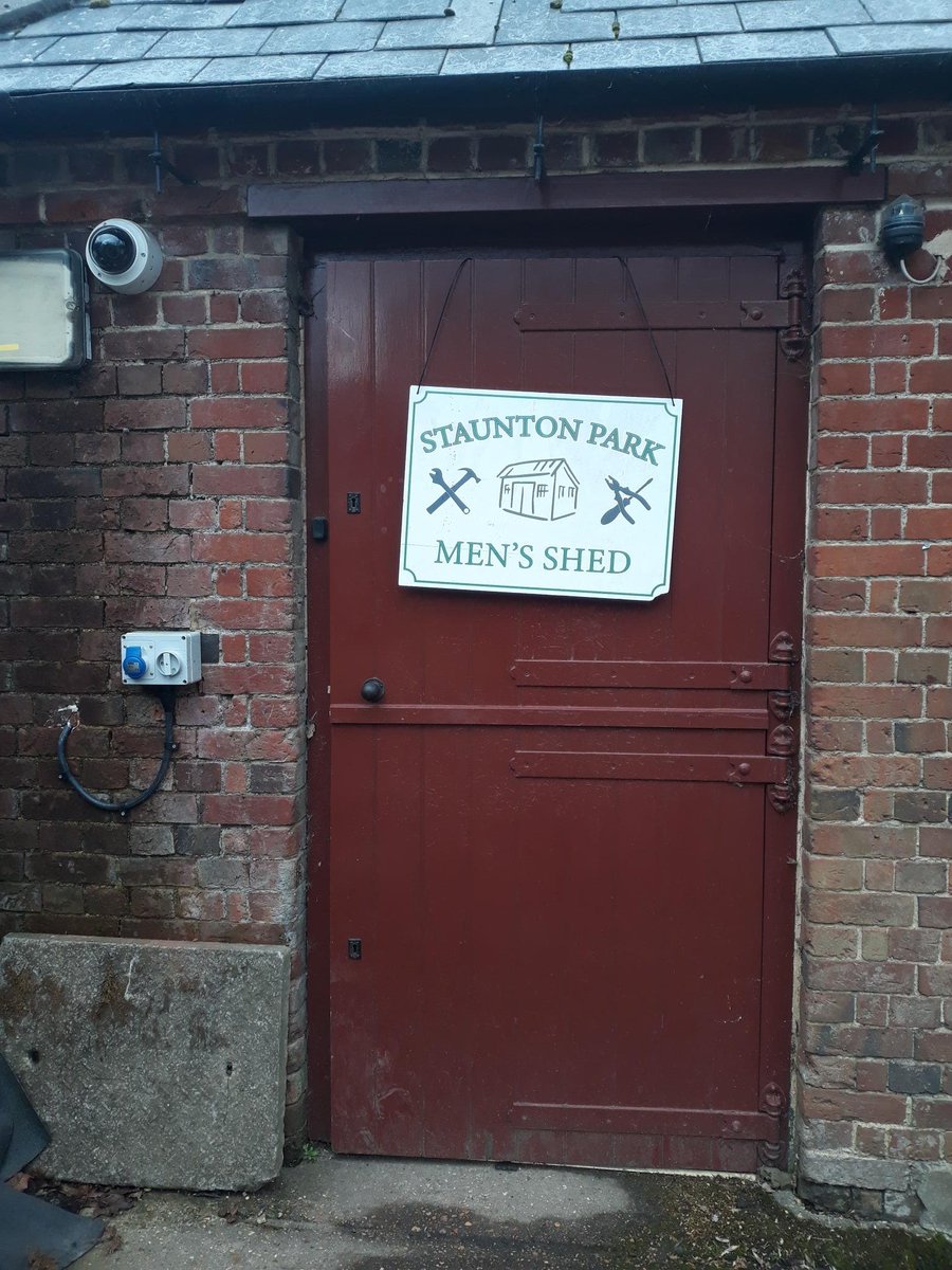 It was lovely to visit the Staunton Park Men's Shed project today in Rowlands Castle, which we helped support with our Community Fund. What a fantastic project to help improve #heathandwellbeing and reduce #socialisolation 👏.