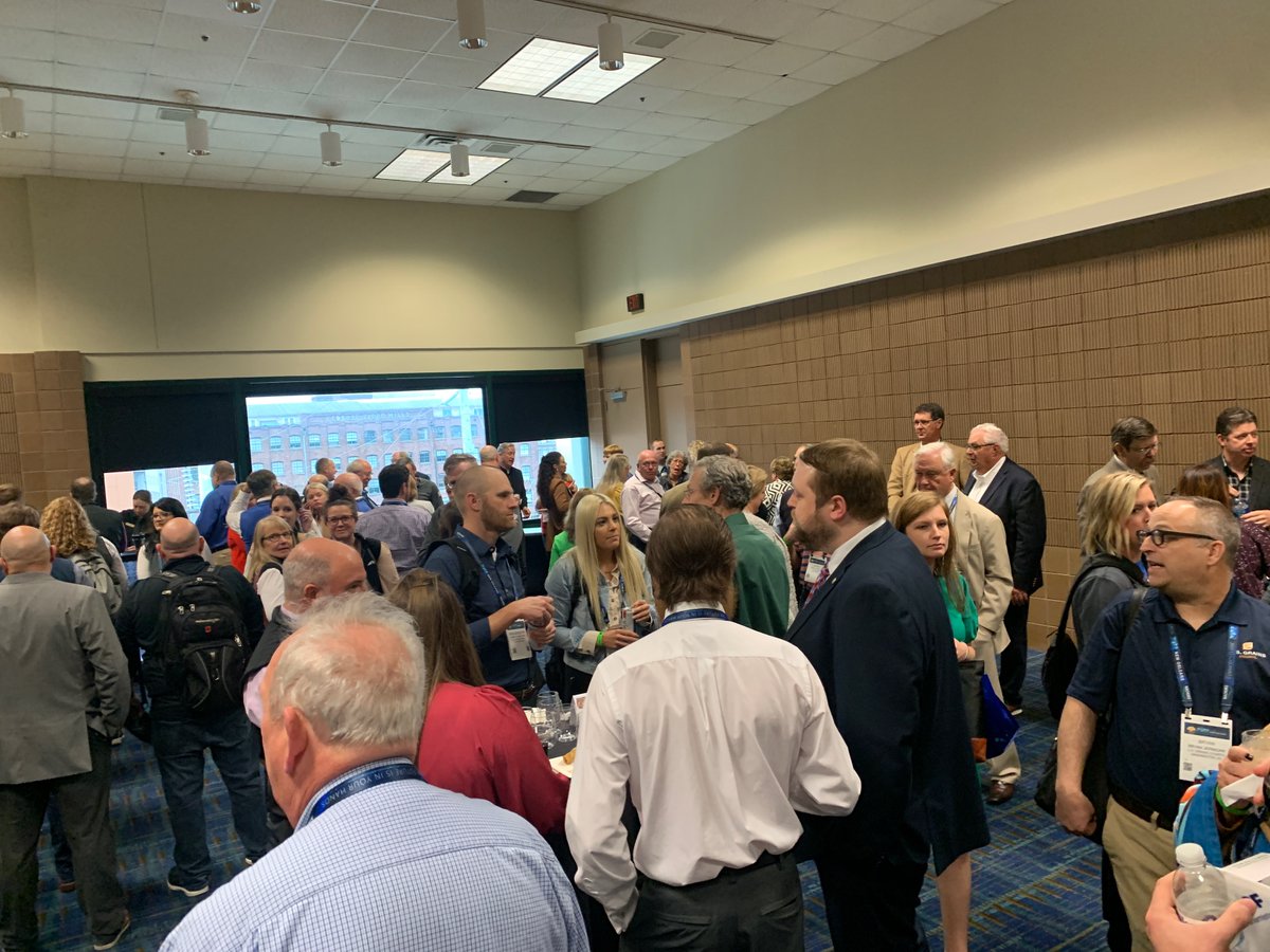 agcommnetwork's tweet photo. More than 100 #agcommunicators attended the annual @agcommnetwork / @NAFB/ @officialNAMA  #CommodityClassic Reception in New Orleans. Folks relaxed, chatted with old friends, and networked with leaders in the #agmedia industry. "Thank You" to our reception sponsor @BASF! https://t.co/5AUHoBivwx