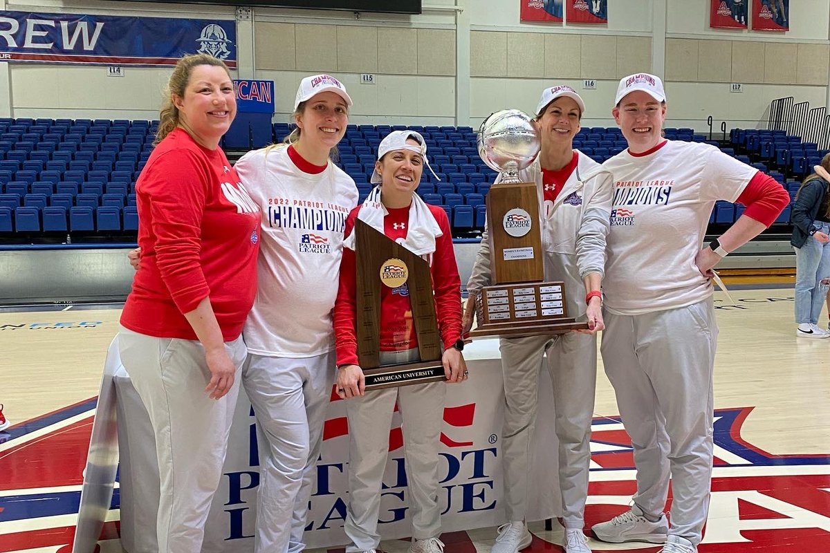 naflores22's tweet photo. The Universe gave us as many chances as we needed to get here. It wasnโt always pretty, and man oh man was the process painful at times with plenty of tears. But we all agreed on 1 thing: at the end, it would all be worth it.
Ann Arbor here we come!
#PLChamps #Dancin #NCAABound https://t.co/MPxmz3k3tn