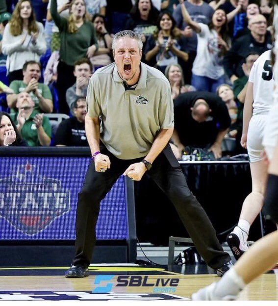 JaimeBoswell2's tweet photo. Greatly appreciate @uiltexas @UIL_AD &amp; the entire staff! The State Basketball Championships were incredible! The celebration of past State Champion teams &amp; coaching milestones was fantastic! So awesome to see! We have the best in the Nation! @THSCAcoaches @Tabchoops @AustinTGCA https://t.co/CojygeZzdv