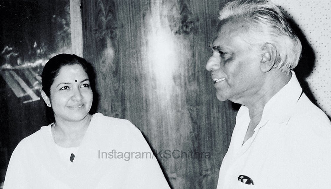KSChithra's tweet photo. Remembering Legendary Music Composer #DevarajanMaster on his 16th Death Anniversary Today. Pranamam🙏
#KSChithra #Audiotracs #KrishnaDegiDesign https://t.co/jRnlZ9pWuc