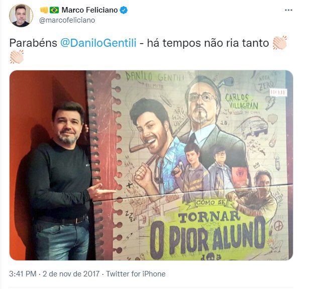 abocadelobo's tweet image. 🚨🚨🐺🐺 Não espalhem essa foto do Feliciano elogiando o filme do Danilo Gentili ok??

Vai pegar mal pro Feliciando porque parece que os cristãos não gostam do filme. Imagine ele perder votos justo esse ano!