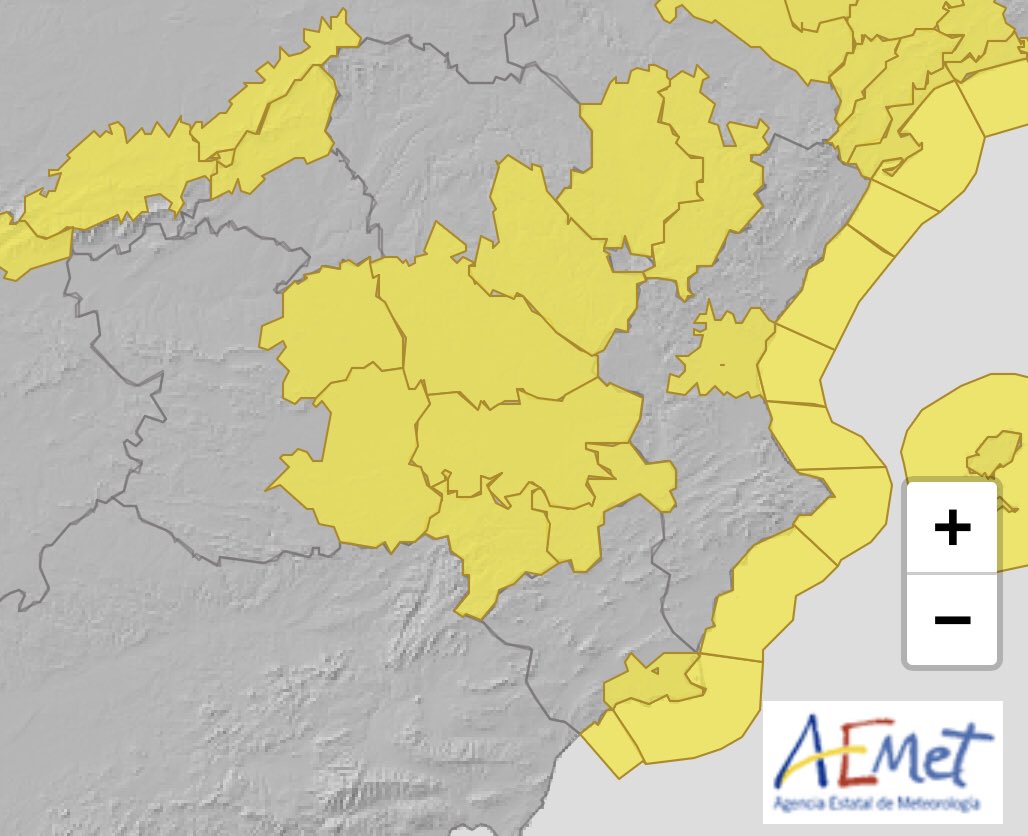 Continúa la alerta amarilla 🟡 por fuertes vientos💨 

Hoy esperan rachas de 9️⃣0️⃣ Km/h

Se recomienda:
✔️Salir de casa sólo si es imprescindible 🛋 🍿 
✔️Evitar transitar por parques y zonas arboladas🌲 
✔️Asegurar 🔗elementos sujetos a fachadas y balcones

#InformaciónCiudadana
